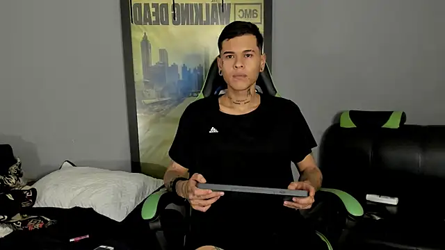 jamesinked  online show from March 12, 2025, 8:10 pm