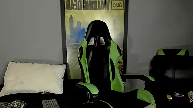 jamesinked  online show from March 17, 2025, 12:30 am