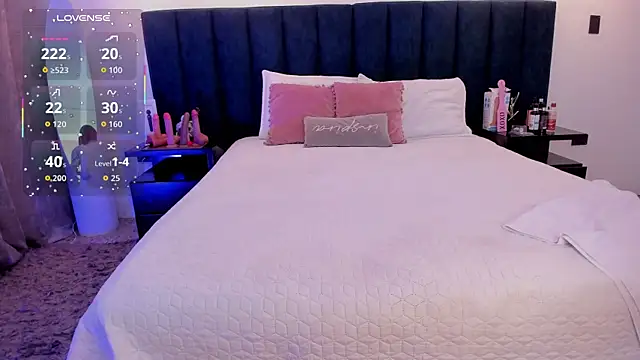 susyy7 online show from October 22, 2025, 3:40 am