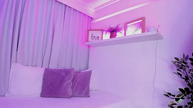 susyy7 online show from November 9, 2025, 7:34 pm