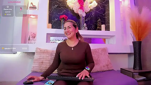 Snapshot of Cinthya_mjs chatting on June 13, 2026, 12:03 pm Cinthya mjs online show from June 13, 2026, 12:03 pm