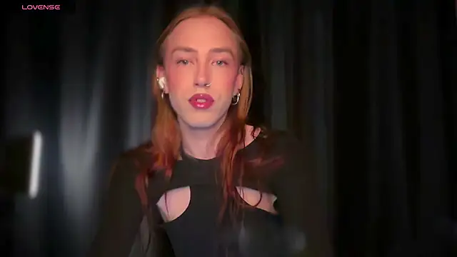 Avril Pearly  online show from May 31, 2026, 6:42 pm