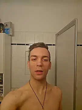 nickdtr online show from December 19, 2025, 7:10 pm