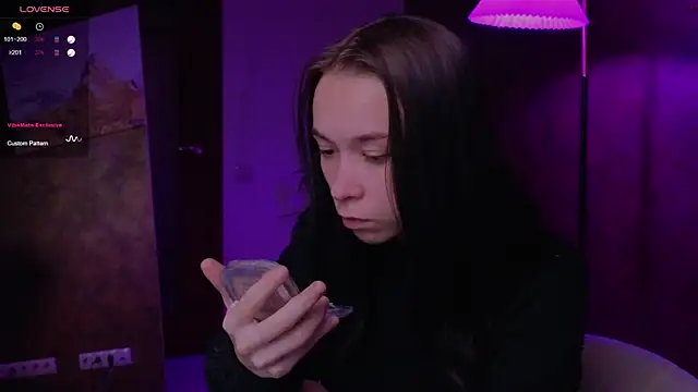 LilithStrangfor online show from September 30, 2025, 8:41 am