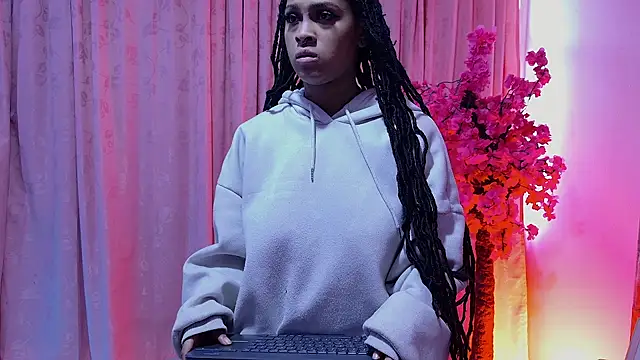 Elith noa online show from January 7, 2026, 7:27 pm