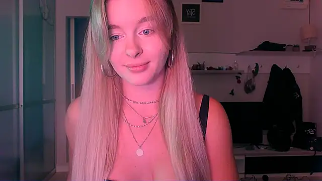 Eva Jaya online show from September 23, 2025, 11:02 am