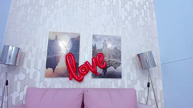  miaquevedo  online show from February 19, 2025, 2:34 pm