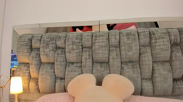 SussiSotto online show from December 16, 2024, 4:16 pm