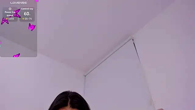 ZarianaEvanz online show from February 9, 2026, 10:47 pm