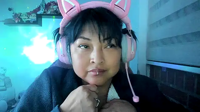 Shaddycute  online show from March 24, 2026, 12:48 am