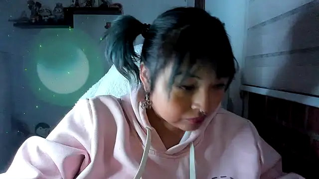 Shaddycute  online show from June 20, 2026, 3:20 am