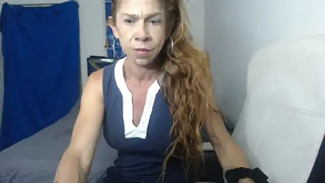 Antonella borja online show from October 29, 2025, 4:48 am