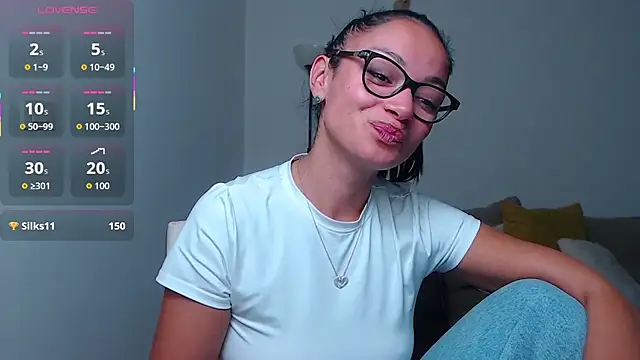 Snapshot of BabySerene chatting on October 6, 2025, 3:48 am BabySerene online show from October 6, 2025, 3:48 am