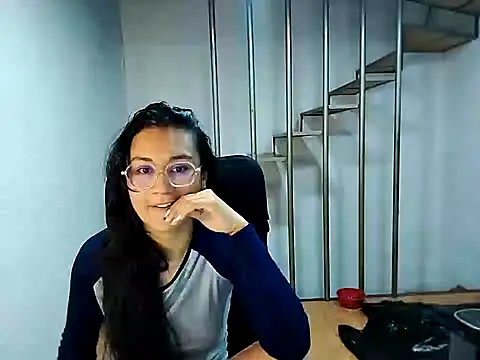 Jessie Desire online show from February 24, 2025, 3:55 am