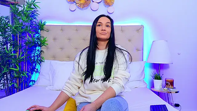 DaliyaArabian online show from December 29, 2024, 12:55 pm