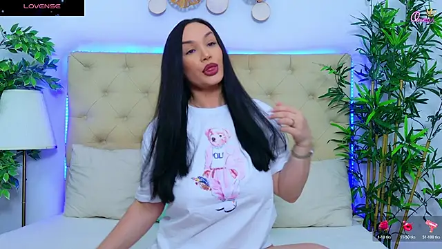 DaliyaArabian online show from May 25, 2026, 12:11 pm