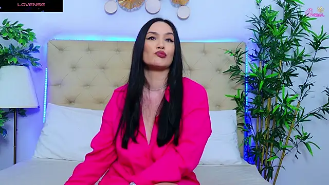 DaliyaArabian online show from May 28, 2026, 12:13 pm
