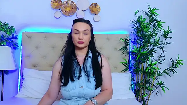 Snapshot of DaliyaArabian chatting on June 9, 2026, 11:55 am DaliyaArabian online show from June 9, 2026, 11:55 am