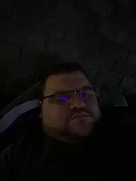 Mikey-HH online show from October 9, 2025, 4:05 pm