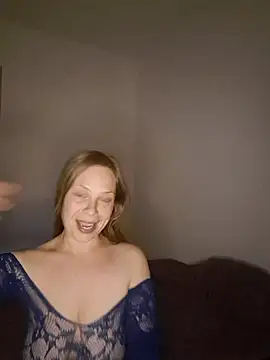 katiestevens online show from September 26, 2025, 9:19 pm