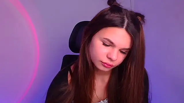 Hanna Way online show from February 9, 2025, 10:20 am