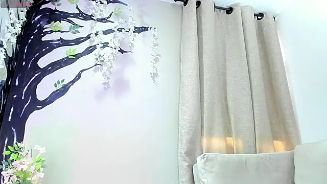  nina sweet online show from November 15, 2025, 1:40 pm