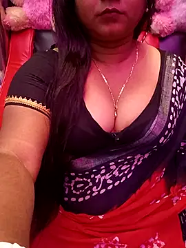 ella mariya online show from February 11, 2026, 5:29 pm