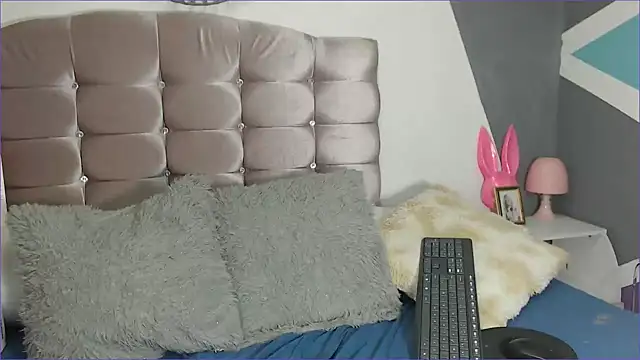 paytonbailey online show from December 11, 2024, 12:02 pm