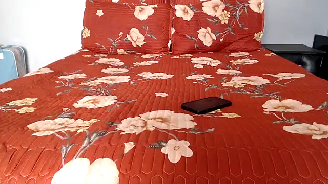 hoittytoittyxx online show from September 20, 2025, 7:53 am