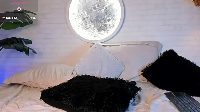 Elise Diamond online show from February 11, 2025, 4:55 am