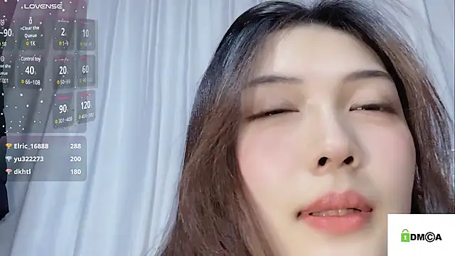 Regina0807 online show from February 16, 2025, 1:27 pm