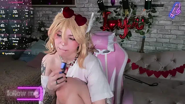 Alex Howell online show from February 9, 2025, 2:49 am