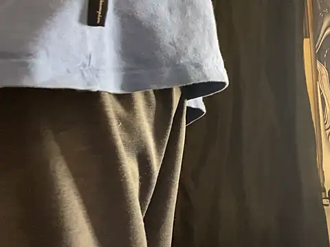 Snapshot of kollzCloudzz chatting on February 10, 2025, 11:04 am kollzCloudzz online show from February 10, 2025, 11:04 am