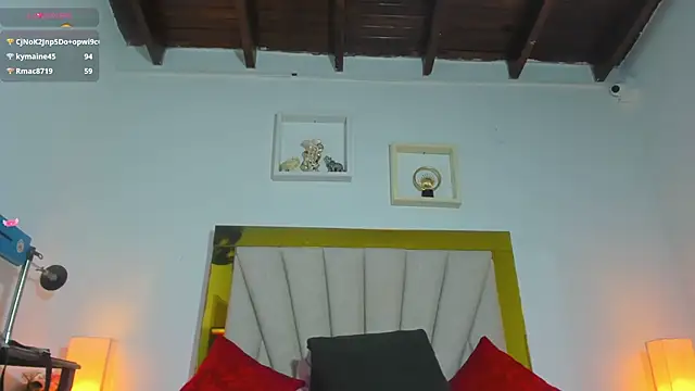 Snapshot of vahiolet_fuentes chatting on December 10, 2024, 6:33 am vahiolet fuentes online show from December 10, 2024, 6:33 am