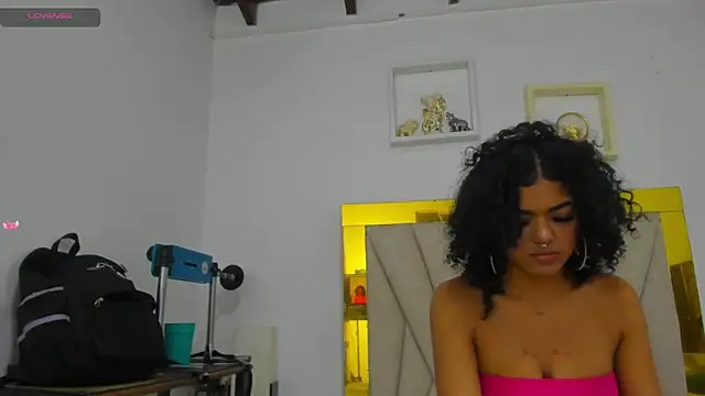 Snapshot of vahiolet_fuentes chatting on January 11, 2025, 3:13 am vahiolet fuentes online show from January 11, 2025, 3:13 am