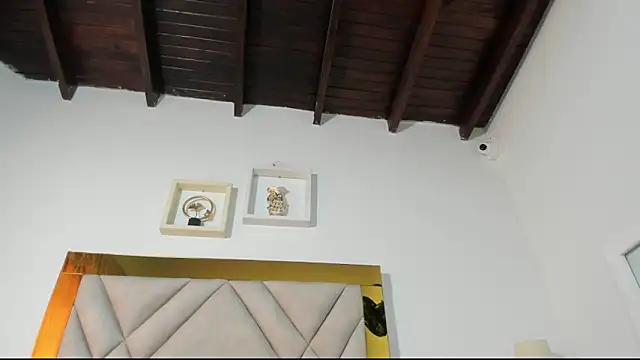 Snapshot of vahiolet_fuentes chatting on February 11, 2025, 7:16 pm vahiolet fuentes online show from February 11, 2025, 7:16 pm