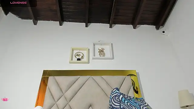 Snapshot of vahiolet_fuentes chatting on February 12, 2025, 7:13 pm vahiolet fuentes online show from February 12, 2025, 7:13 pm