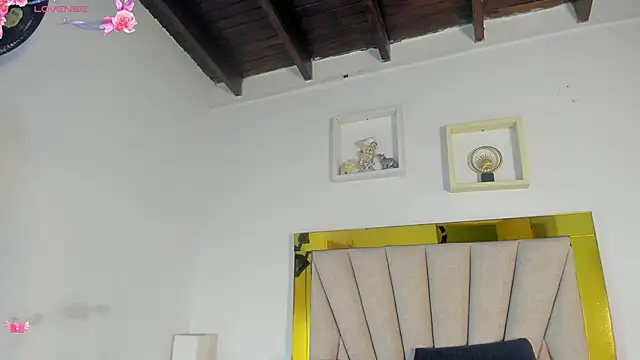 Snapshot of vahiolet_fuentes chatting on September 13, 2025, 3:17 am vahiolet fuentes online show from September 13, 2025, 3:17 am