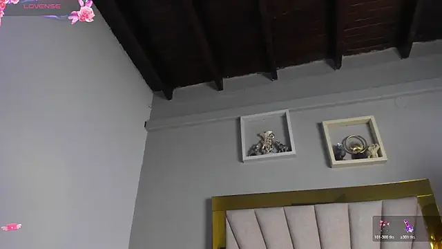 Snapshot of vahiolet_fuentes chatting on May 9, 2026, 3:01 am vahiolet fuentes online show from May 9, 2026, 3:01 am