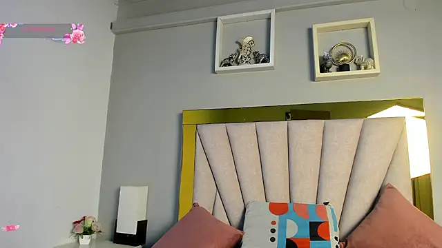Snapshot of vahiolet_fuentes chatting on July 17, 2026, 3:02 am vahiolet fuentes online show from July 17, 2026, 3:02 am