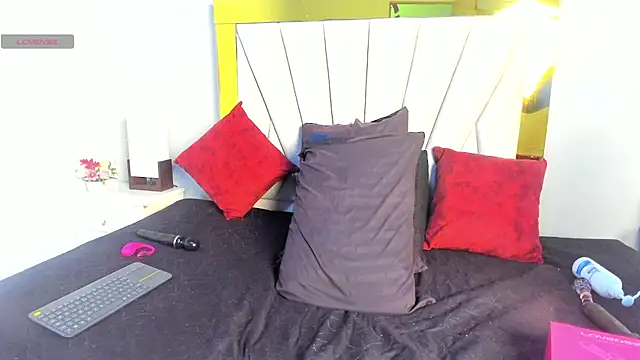 Snapshot of vahiolet_fuentes chatting on July 22, 2026, 3:09 am vahiolet fuentes online show from July 22, 2026, 3:09 am