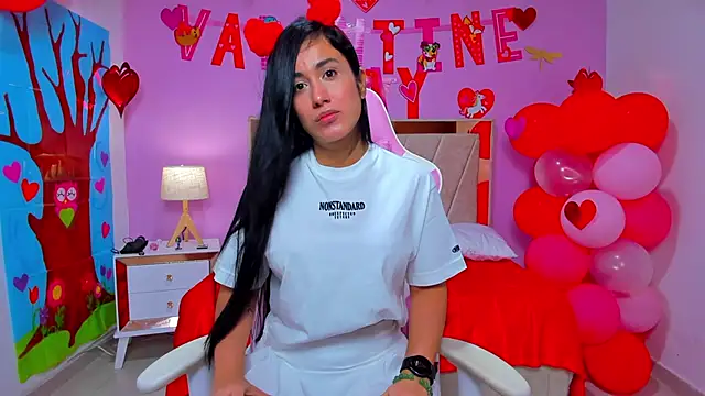 Miia harper  online show from February 3, 2025, 11:53 am