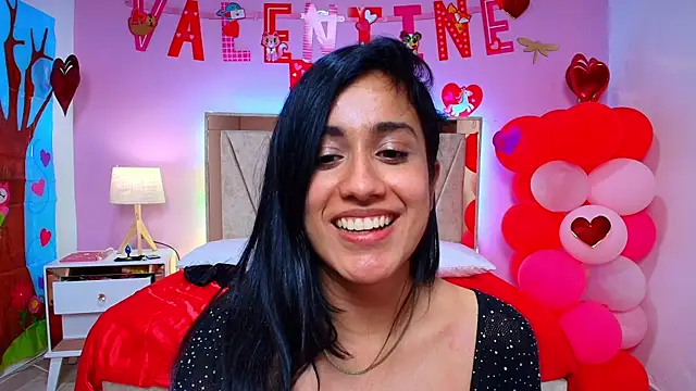 Miia harper  online show from February 17, 2025, 6:15 pm