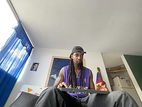 Malkon Big online show from March 19, 2025, 8:54 pm