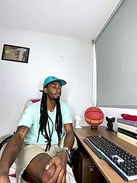 Malkon Big online show from October 12, 2025, 9:36 pm