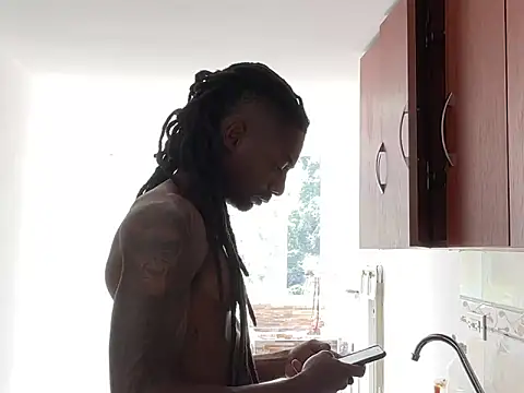 Malkon Big online show from December 2, 2025, 5:08 pm