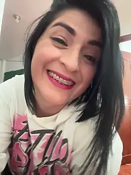 karenlennox1 online show from March 19, 2025, 10:53 pm