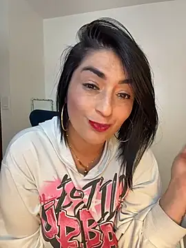 Snapshot of karenlennox1 chatting on March 13, 2026, 10:05 pm karenlennox1 online show from March 13, 2026, 10:05 pm