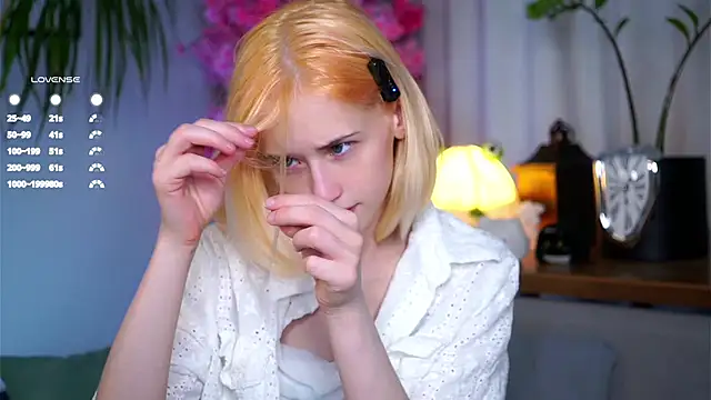 EdlinHargus online show from March 21, 2025, 1:56 am