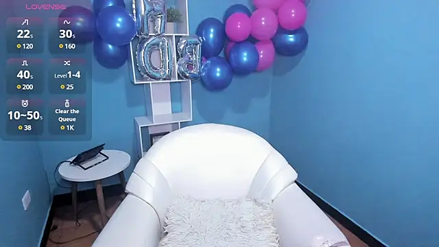 emilybaboo online show from February 24, 2025, 4:26 pm